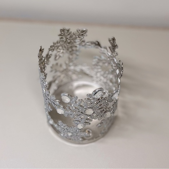 Bath & Body Works Single Wick Snowflake Candle Holder - Picture 3 of 5